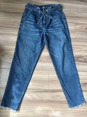 Hollister High Rise Paperbag Waist Jeans in Dark Blue